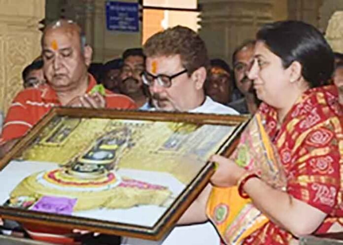 Smriti Irani shares pictures visits to Somnath temple