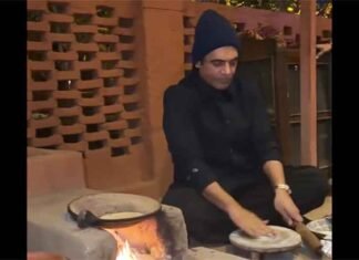 Sunil Grover makes roti