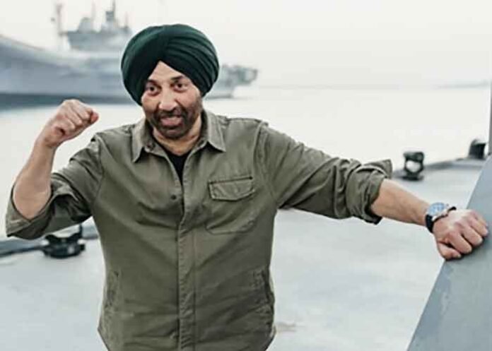 Sunny Deol visits INS Vikrant