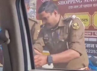 Bihar cop abuses, threatens woman doctor during vehicle check, video sparks outrage Viral video shows Darbhanga SHO misbehaving with woman doctor in Bihar