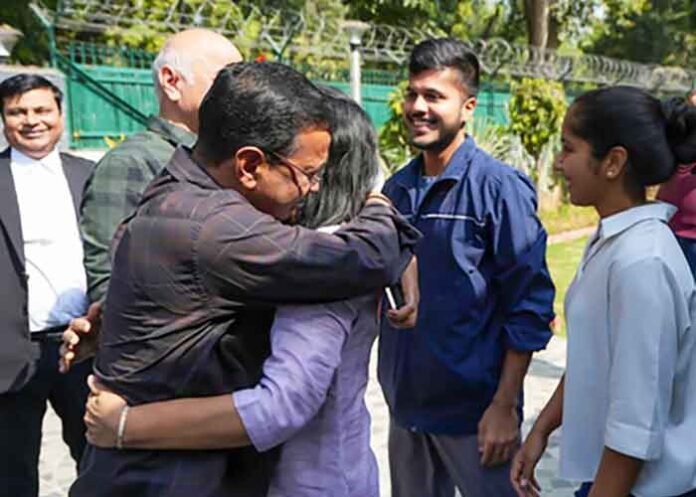 Arvind Kejriwal Emotional after gets relief