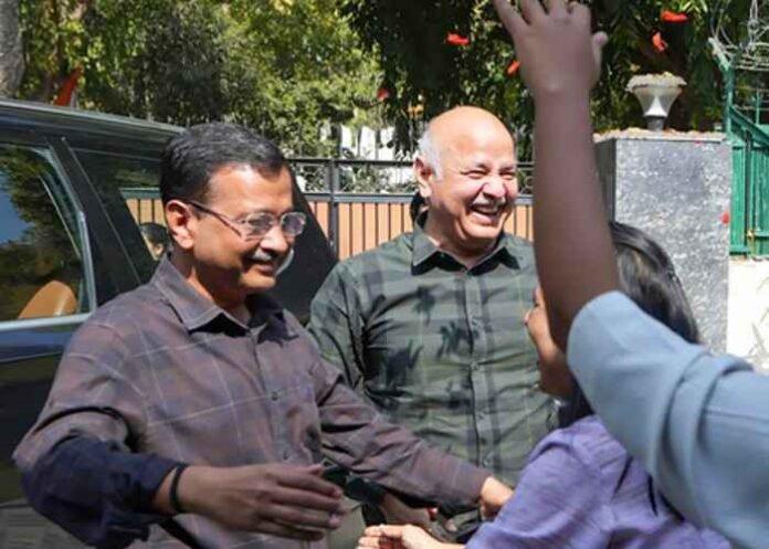 Arvind Kejriwal & Manish Sisodia