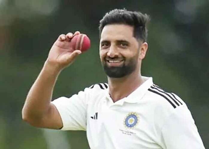 Auqib Nabi Cricketer