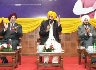 CM Mann opposes Gram Nyayalayas