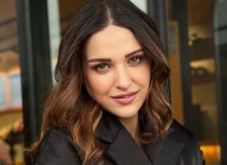 Himanshi Khurana Case: Punjab Police Registers FIR Over Extortion Email Received by Actress Himanshi Khurana Actress 3