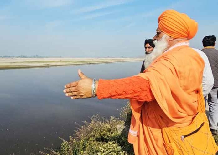 MP Sant Seechewal alongside Sutlej River
