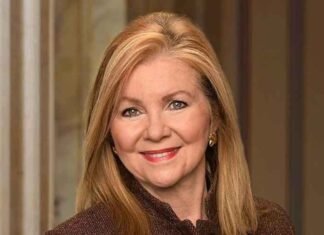 US Senator Targets Meta, Apple Over Bias