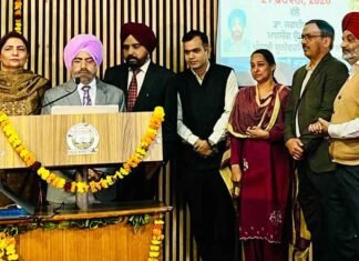 Punjabi University launches Punjabi-English Dictionary