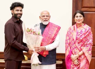 Ravindra Jadeja with wife meet PM Modi