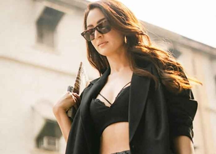 Sandeepa Dhar Actress 8