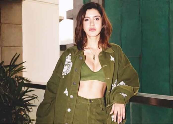 Shanaya Kapoor Actress 4