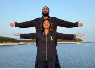 Shilpa Shetty recreates the iconic ‘Titanic’ pose with hubby Raj Kundra