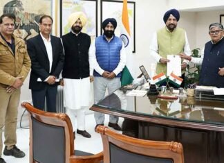 SAD delegation raises issues concerning Chandigarh residents with Administrator Gulab Chand Kataria Shiromani Akali Dal Chandigarh delegation meets Administrator Gulab Chand Kataria