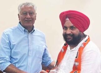 Baba Deep Singh Federation President Rashpal Singh Bagi with Sunil Jakhar