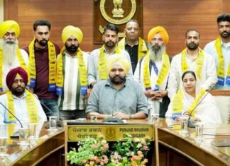 Dozens of Grassroots Leaders Join AAP