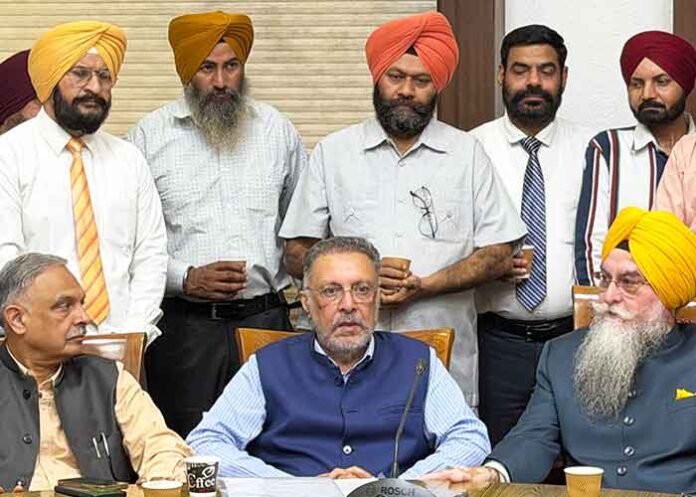 EDAP delegation meets Punjab Speaker and Health Minister