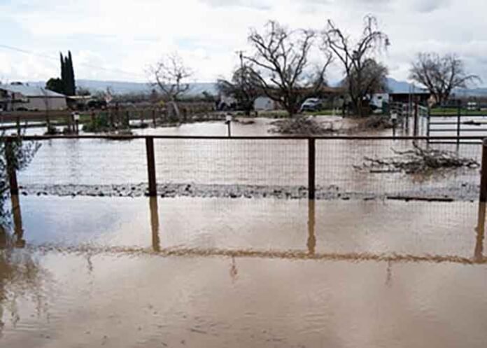 Oahu as Hawaii faces worst flooding