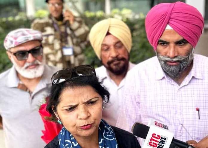 Punjabis returning from Dubai