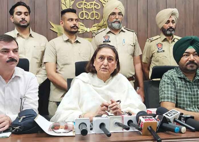 Raj Lali Gill holds Lok Adalat in Bathinda