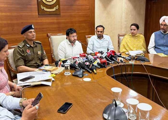 Ravjot Singh announces 24x7 helplines