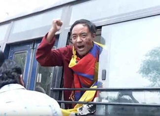 Tibetan activists protest outside Chinese Embassy in Delhi