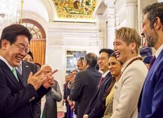 Aoora meets South Korean President Lee Jae Myung
