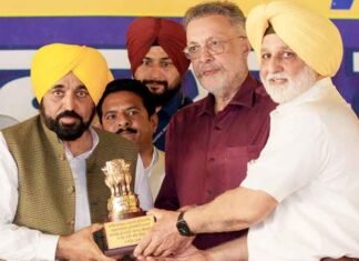 Akalis haven’t given up their habit of looting Punjab; they were caught stealing electricity at rally: CM Bhagwant Mann CM Bhagwant Mann targets Akali Dal