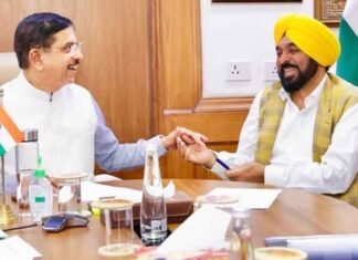Big Relief for Farmers: CM Bhagwant Mann Meets Union Minister Pralhad Joshi, Special Trains to Lift 155 LMT Grain from Punjab CM Mann Pralhad Joshi