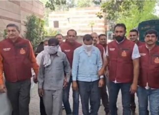 Delhi Police bust illegal govt medicines racket; Rs 70 lakh stock seized