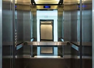 Lift crash at Indore factory