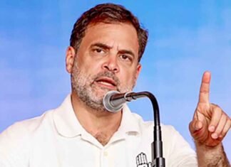 LoP-Rahul-Gandhi-on-mic