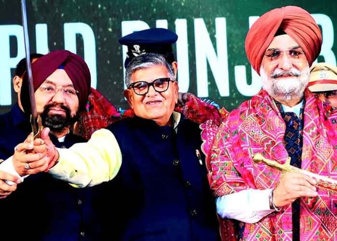 Vikramjit Sahney on Punjab diaspora awards