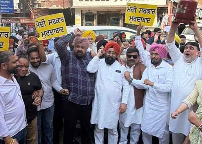 AAP protests in Ludhiana