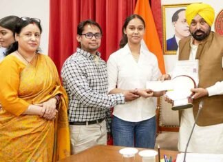 416 Punjab Govt Schools Achieve 100% Pass Rate in Class 12 – Mann Govt’s Sikhya Kranti Sets New Benchmark CM Mann hails girls success