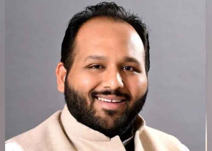 Deepak Singla AAP Leader