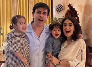 Gautam Rode family pic
