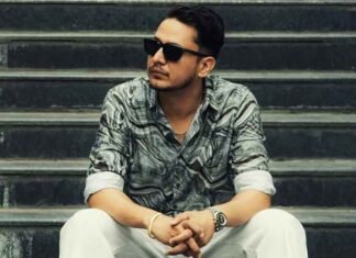 Hustinder Punjabi Singer