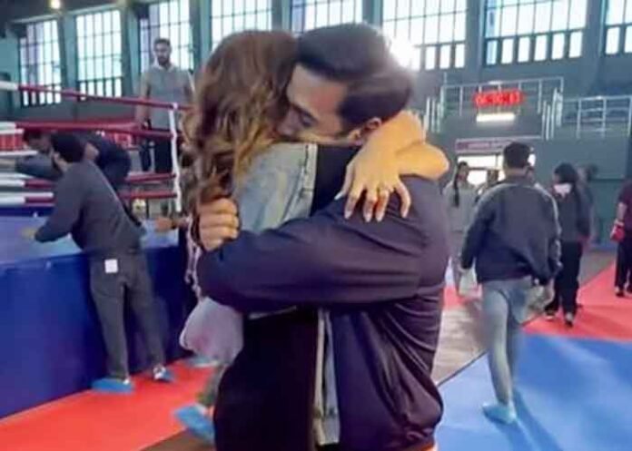 Kriti Kharbanda Pulkit Samrat with a heartfelt hug