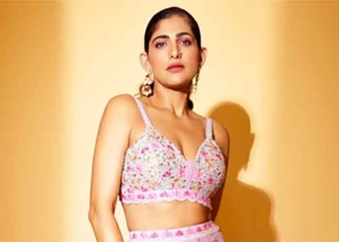Kubbra Sait Actress
