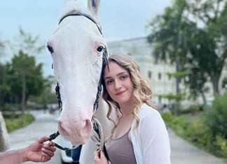 Maria Riabhoshapka urges kindness to animals