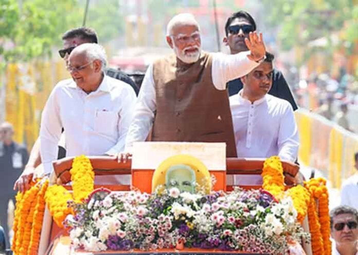 PM Modi grand roadshow