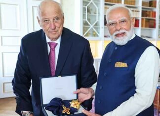 PM Modi with Norway top honour by King Harald V
