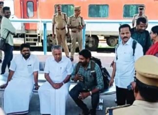 From 20 car convoys to a railway platform, Vijayan’s viral image mirrors CPI-M’s fall Pinarayi Vijayan viral photo Kannur station