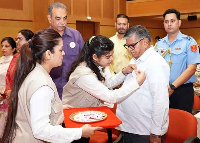 Punjab Governor Kataria marks World Red Cross Day