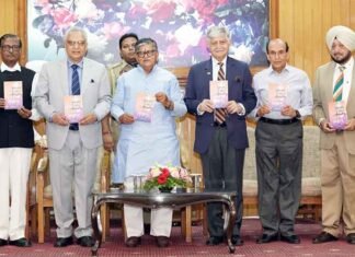 Punjab Governor Kataria Releases Book “Atal Sansmaran”; Highlights Atal Ji’s Spirit of “Nation First” Punjab Governor Kataria releases Atal Sansmaran