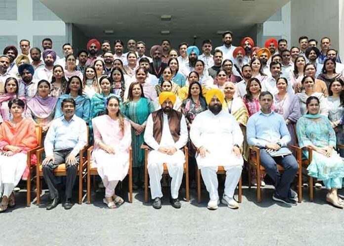 Punjab sends 72 teachers to Finland under Sikhya Kranti