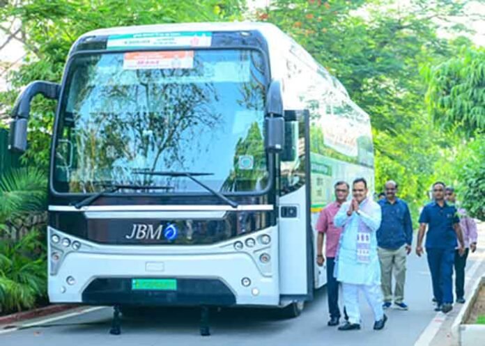 Rajasthan CM Bhajanlal Sharma travels by electric bus