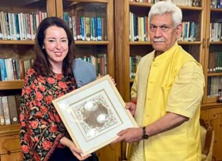 Swiss envoy calls on J&K L-G, CM; discusses bilateral cooperation in sustainable tourism & agriculture Swiss Envoy Maya Tissafi with J&K L-G Manoj Sinha