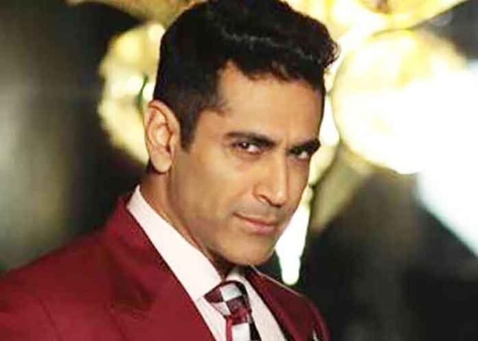 Tarun Khanna Actor