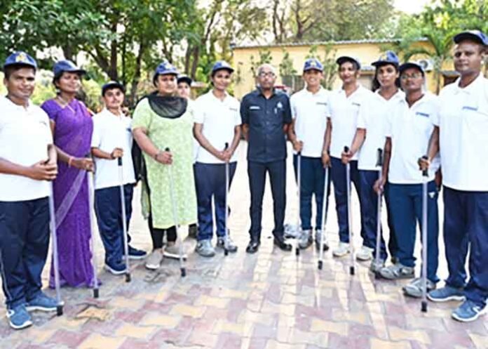 Telangana HYDRAA recruits 16 transgender persons